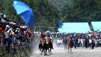 Lomba ini untuk memeriahkan HUT ke-78 RI.