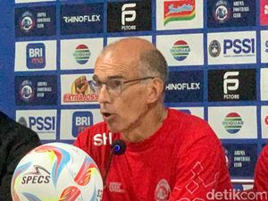 PSM Sedang Limbung, Arema FC Siap Menerkam