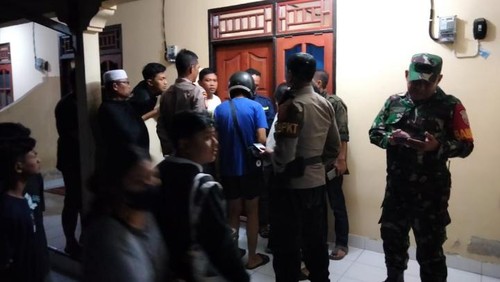 Pria di Mataram ditemukan tewas tergantung oleh kekasihnya, Minggu malam (27/8/2023).