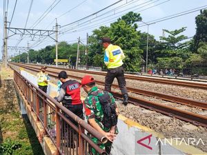 Pria Tewas Tersambar KA Saat Menyeberang di Stasiun Buaran Jaktim