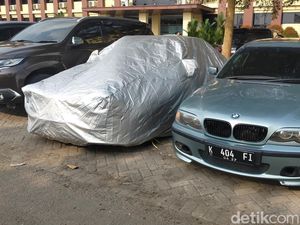 Polisi Sita Mobil Mewah Selebgram Palembang yang Terlibat Jaringan Narkoba