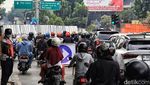 Potret Macet Lebak Bulus Terdampak Proyek Gorong-gorong