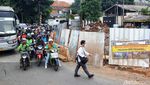 Potret Macet Lebak Bulus Terdampak Proyek Gorong-gorong