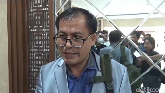 Rahmat Telaumbanua, paman Advent Telaumbanua, usai gelar hasil autopsi di Bandar Lampung.