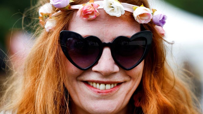 Ribuan Orang Rambut Merah dari Seluruh Dunia Berkumpul di Belanda People attend the annual Redhead Days Festival in Tilburg, Netherlands, August 27, 2023. REUTERS/Piroschka van de Wouw