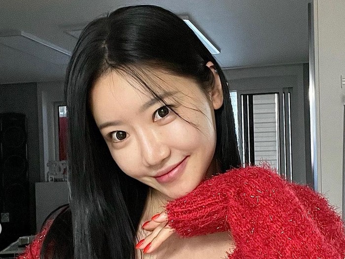 Sarag, ibu awet muda yang seperti seumuran dengan anak.