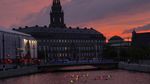 Sensasi Renang Malam Hari Melintasi Perairan Kopenhagen Denmark