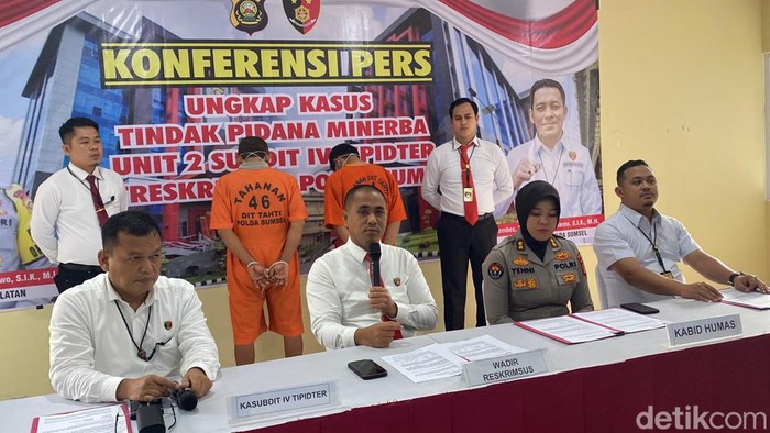 Dua sopir tonton jadi tersangkan gegara angkut batu bara ilegal, ditangkap di OKU.