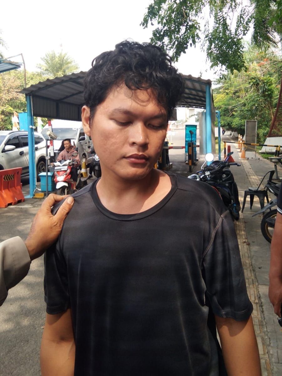 Tampang Julius, pria Palembang yang aniaya bibi-nenek hingga 1 tewas dilempar dari lantai 2 rumah.