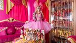 Wanita Rusia Ini Terobsesi Jadi Barbie, Punya 12 Ribu Koleksi