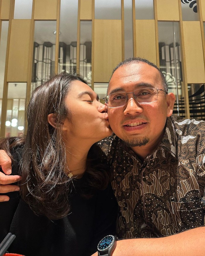 Azizah Salsha dan Andre Rosiade Azizah Salsha dan Andre Rosiade