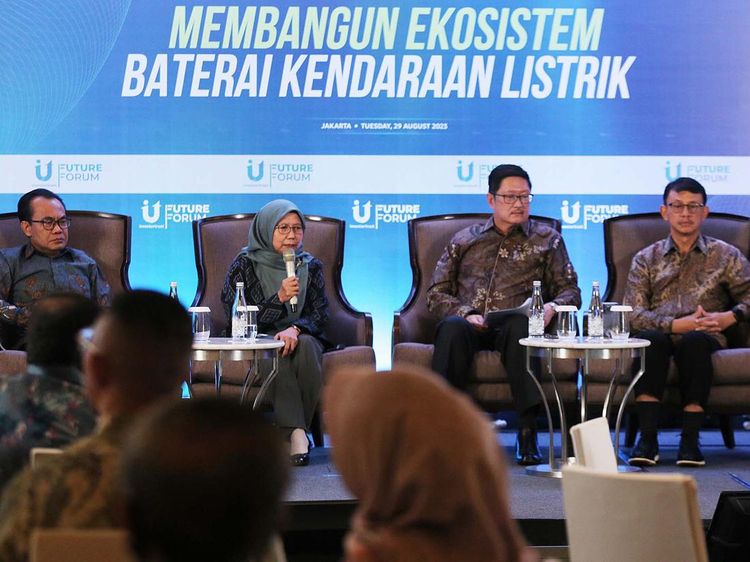 Diskusi Membangun Ekosistem Baterai Kendaraan Listrik