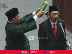 DPR Lantik Anggota PAW Fraksi Golkar Pengganti Alex Noerdin