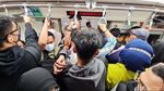 Dua Hari Beroperasi, LRT Jabodebek Mulai Disesaki Penumpang