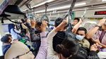 Dua Hari Beroperasi, LRT Jabodebek Mulai Disesaki Penumpang