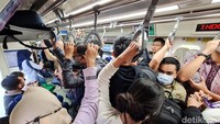  LRT Jabodebek melayani masyarakat dengan rute layanan di sekitar Jakarta dan kawasan penyangga Jakarta, seperti Bekasi, Depok, dan Bogor.