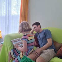 Dylan cukup sering mengunggah kebersamaannya bersama anak-anak di Instagram. Foto: Instagram