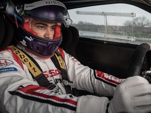 Review Gran Turismo: Dari Gamer ke Pebalap