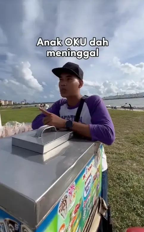 Haru! Ini Alasan Penjual Beri Es Krim Gratis ke Orang Berkebutuhan Khusus