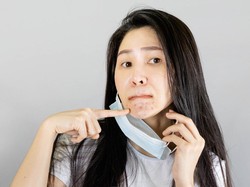 Apakah Sperma Bisa Menghilangkan Jerawat? Begini Kata Pakar