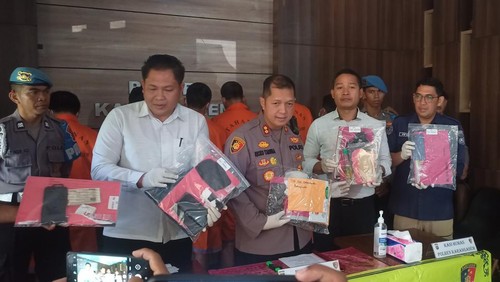Kapolres Karangasem AKBP Ricko AA Taruna saat melaksanakan press release terkait kasus narkoba selama tiga bulan terakhir di Polres Karangasem Selasa (29/8/2023). (I Wayan Selamat Juniasa)
