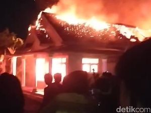 Rumah Petani Probolinggo Kebakaran Saat Ditinggal Kerokan ke Tetangga