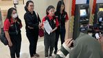 Momen Anak Alvin Lim Beri Undangan Debat ke Kapolri