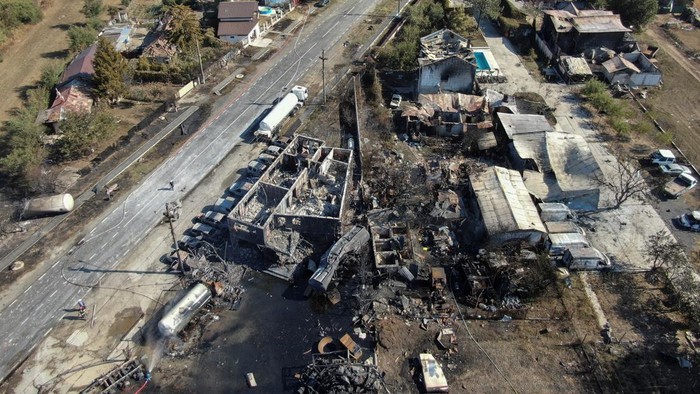 Aerial view of the site of an explosion at a LPG station in Crevedia, near Bucharest, Romania, August 27, 2023. Inquam Photos/George Calin via REUTERS ATTENTION EDITORS - THIS IMAGE HAS BEEN SUPPLIED BY A THIRD PARTY. ROMANIA OUT. NO COMMERCIAL OR EDITORIAL SALES IN ROMANIA