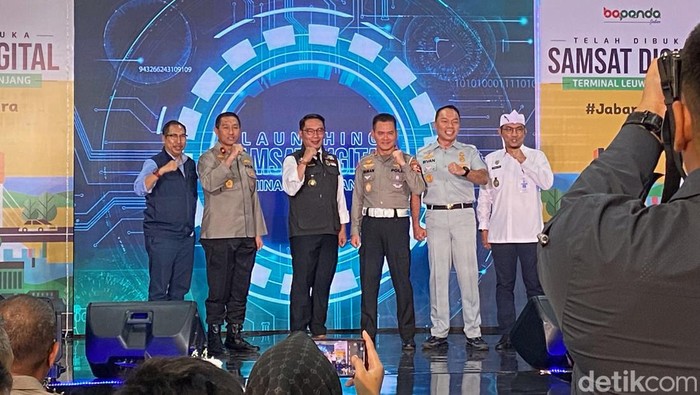 Peresmian Samsat Digital Terminal Leuwipanjang