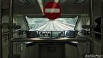 Potret Antusias Warga Jajal LRT Jabodebek