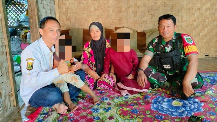 Puskemasmas dan TNI kunjungi anak yang disiksa ayah gegara uang jajan di Sukabumi