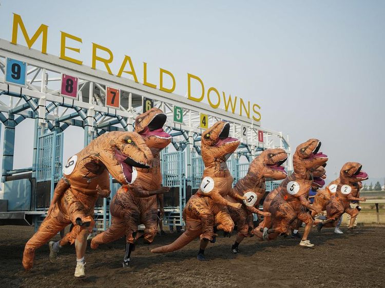 Unik! Potret Keseruan Lomba Balap T-Rex di Amerika Serikat