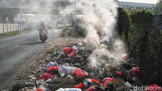 Ancaman Berbahaya di Balik Aktivitas Pembakaran Sampah