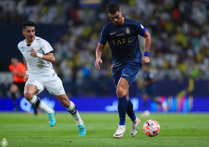 Al Nassr mengalahkan Al Shabab 4-0 dalam lanjutan Liga Pro Arab Saudi. Cristiano Ronaldo mencetak brace dari eksekusi penalti.