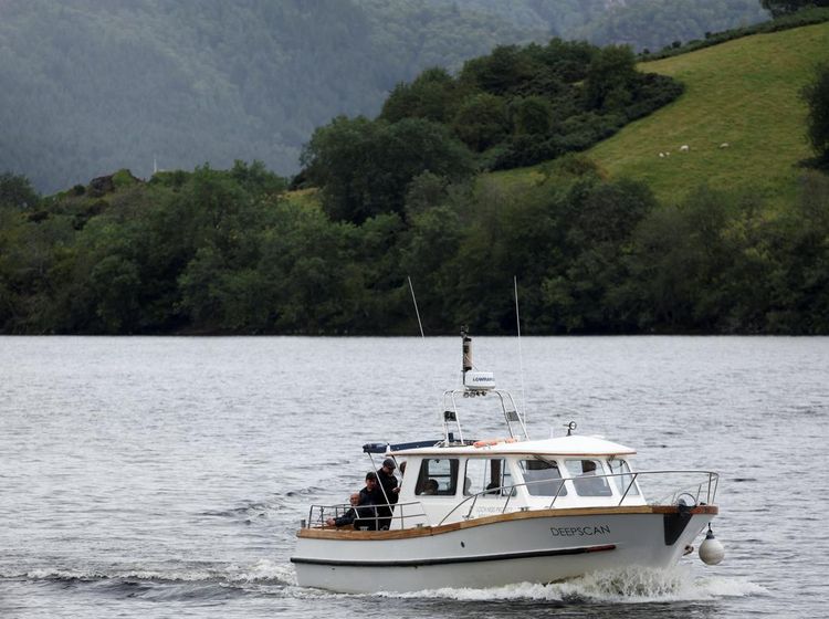 Berburu Monster Mistis Loch Ness di Skotlandia