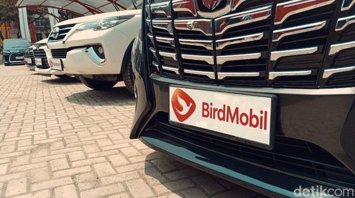 BirdMobil milik BlueBird.