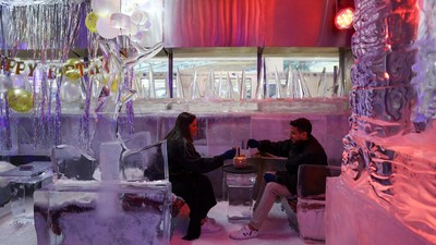 Brrr... Merasakan Sensasi Dingin Kafe Es di Dubai