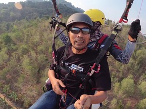 Bupati Madiun Jajal Spot Paralayang Desa Klangon: Luar Biasa Alamnya