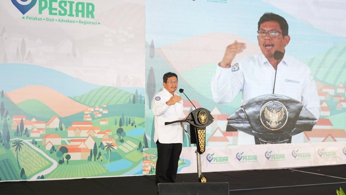 Direktur Utama BPJS Kesehatan Ali Ghufron Mukti