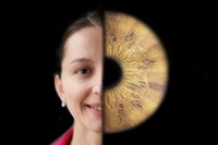 Foto Keindahan Iris Mata