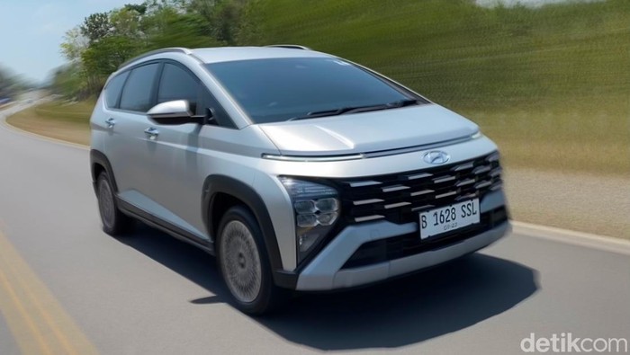 Hyundai Stargazer X