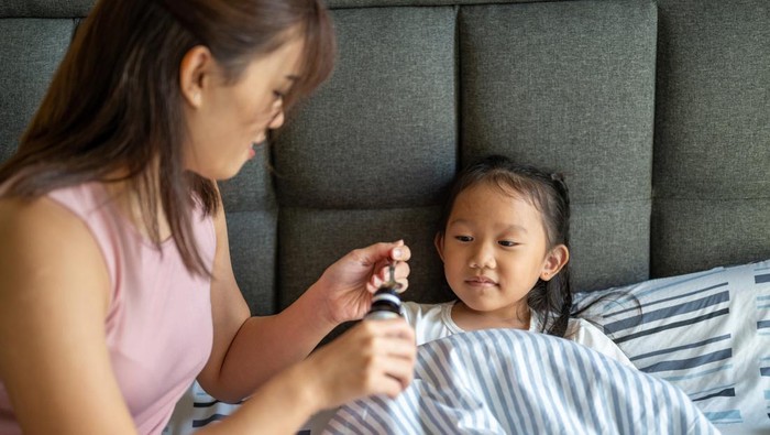 Paratusin Obat Apa? Kenali Kegunaan, Komposisi, Dosis, dan Efek Sampingnya