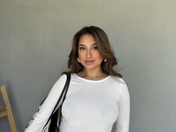 8 Foto Jennifer Coppen, Minta Maaf Usai Repost Foto Anak yang Disebut Tobrut