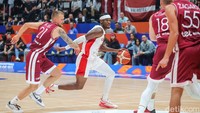 Pada kuarter akhir, Kanada tak terbendung. Mereka mencetak 34 poin dan hanya memberi Latvia 18 poin, memastikan kemenangan 101-75 di akhir laga. Kanada menjadi juara grup usai meraih tiga kemenangan. Latvia tetap lolos ke putaran dua, namun dengan status runner-up.