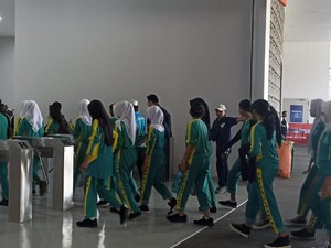 Keseruan Pelajar SMA Jakarta Saksikan FIBA World Cup 2023