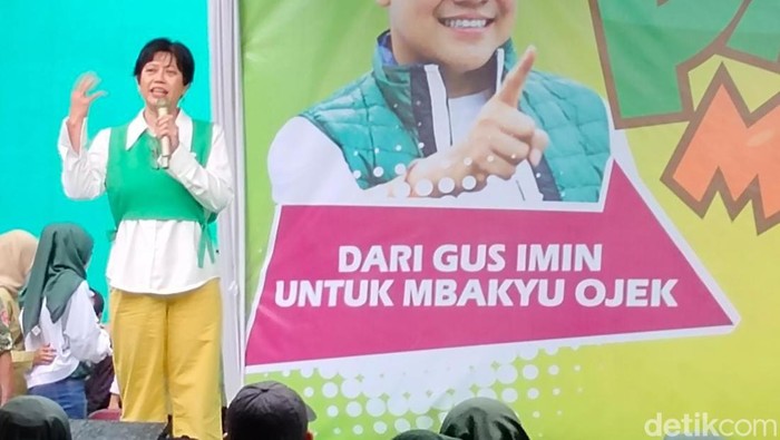 Ketua DPP PKB Dita Indah Sari menyebut ada kemungkinan PKB membentuk koalisi baru
