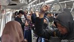 LRT Jabodebek Sempat Gangguan hingga AC Mati, Ini Suasana Saat Penumpang Numpuk