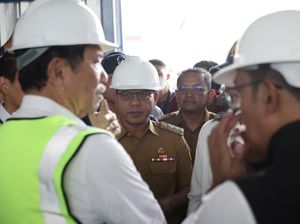 Usai Kunjungi TPST Oxbow Bandung, Luhut Mau Terapkan Sistem RDF di Desa