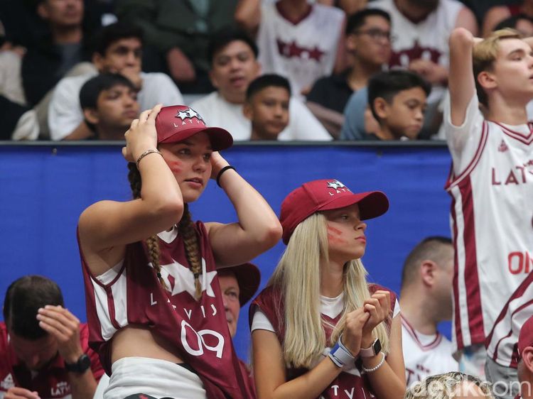 Melihat Totalitas Pendukung Latvia di FIBA World Cup 2023
