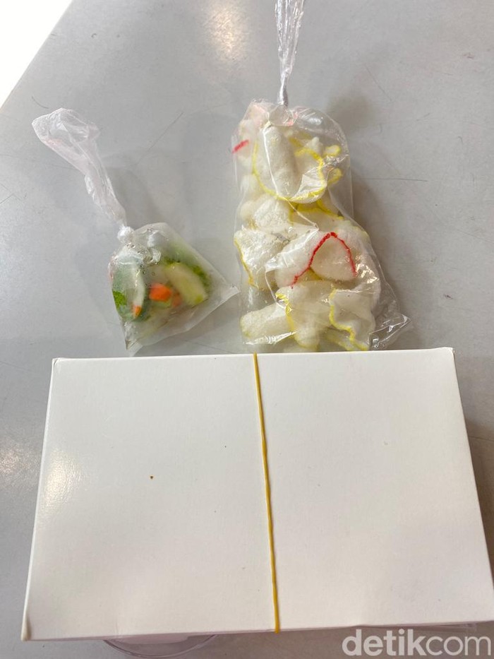 Nasi Goreng Kambing Rp 34 Ribu vs Rp 186 Ribu, Mana yang Lebih Mantul? Nasi Goreng Kambing Rp 34 Ribu vs Rp 186 Ribu, Mana yang Lebih Mantul?